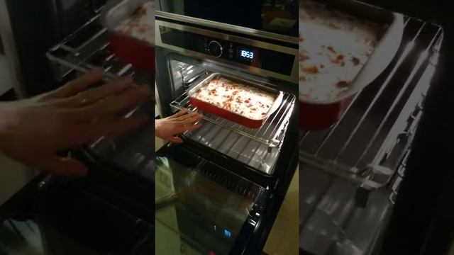 Lasagne tillagad med 6:e sinne funktion смотреть онлайн