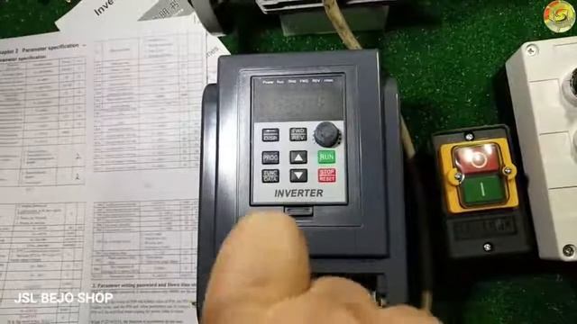 Inverter Variable Motor 2.2KW Input 1-phase 220v Output 3-phase 380 V смотреть онлайн