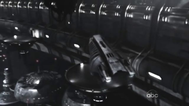 Visitors 2009 Erica Evans saves John May смотреть онлайн