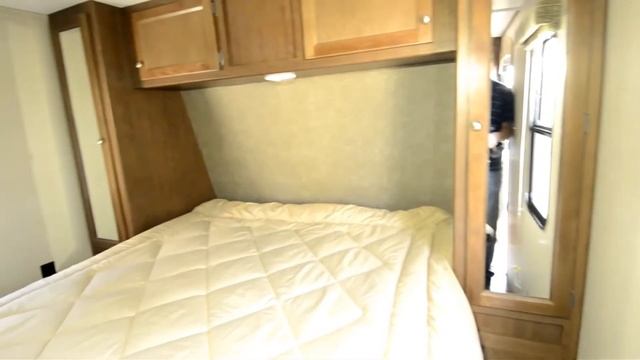 The RV Corral 2017 Keystone Hideout 27BHSWE STOCK # NT1447 смотреть онлайн