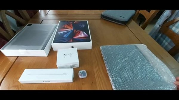 iPad Pro 12.9 M1 chip 2021 unboxing + Apple Pencil/AirPods Pro/ Apple Back to school 2021