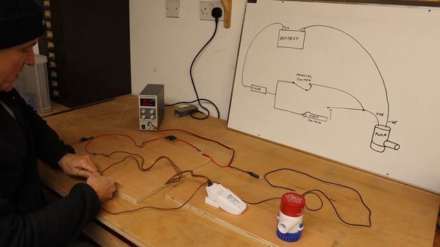 How to wire a bilge pump? We show how to wire a 12V bilge pump float switch with a manual override. смотреть онлайн