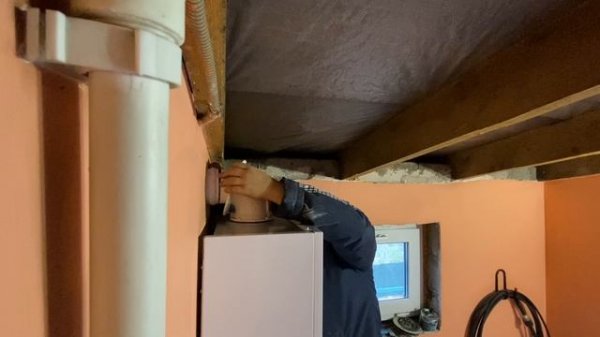 Котел Navien NGB210K Часть 1 монтаж.