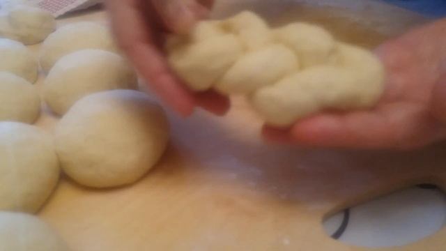 1 Ч. БУЛОЧКИ - ПЛЕТЕНКИ.❤ ГОТОВИМ С ЛЮБОВЬЮ ! ❤ смотреть онлайн