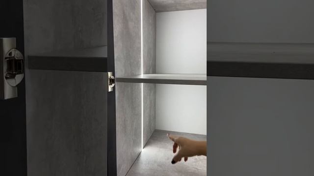 ? Подсветки много не бывает #кухня #мебель #лайфхаки #совет #дизайн #интерьер #подсветка смотреть онлайн