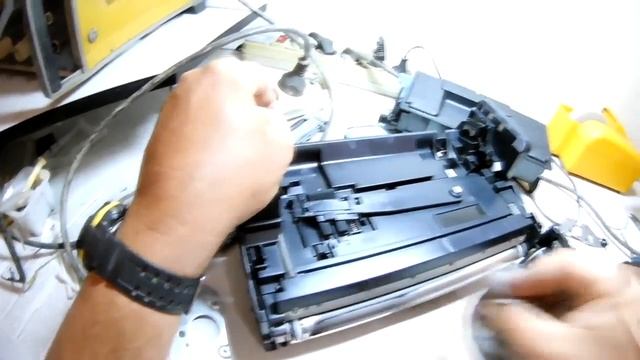 МФУ Kyocera P3045dn. Разборка. Грязные листы. смотреть онлайн