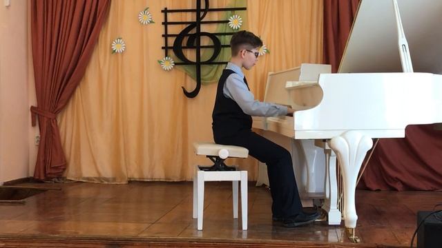 Р. Сальманов " Танец" исполняет Аминов Искандар 11 лет смотреть онлайн