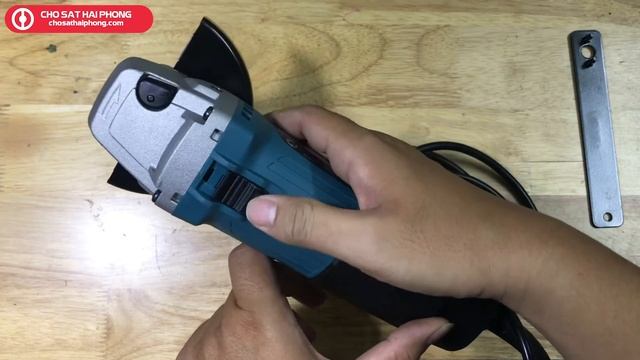 Mở hộp máy mài Makita chính hãng M0900B - 0942.359986 | Chợ Sắt Hải Phòng смотреть онлайн