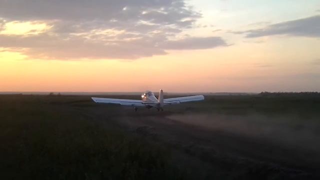 Легкий самолет Коршун полеты на химии смотреть онлайн