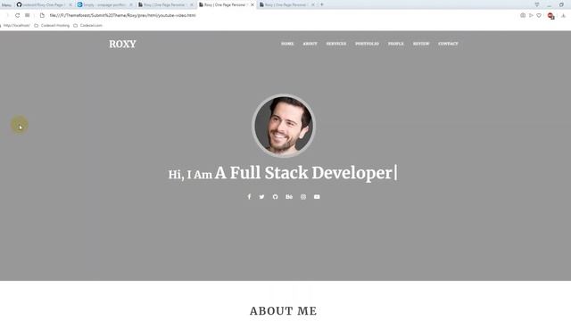 Freebie Roxy One Page Personal Portfolio Bootstrap HTML5 Template смотреть онлайн