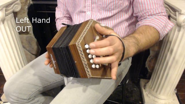 How to Play 20 Button Anglo Concertina - Lesson 2 Major and Minor Chords - The Wellerman Chorus смотреть онлайн