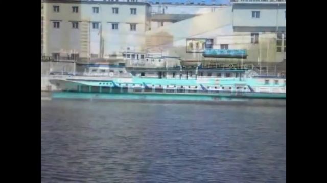 Прогулка по Москва-реке смотреть онлайн
