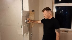 Монтаж подрозетников (огнестойких) в СИП доме