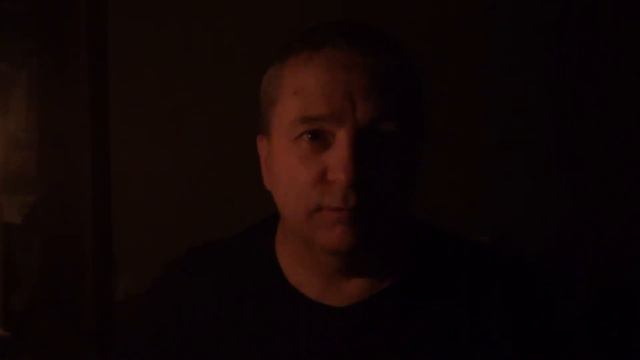 История про тетеньку,которая устроилась на работу и неожиданно для себя стала много должна смотреть онлайн