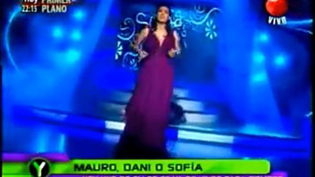 Sofía Ricci - Bleeding love смотреть онлайн