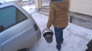 Как правильно мыть машину зимой на улице. Советы из жизни.