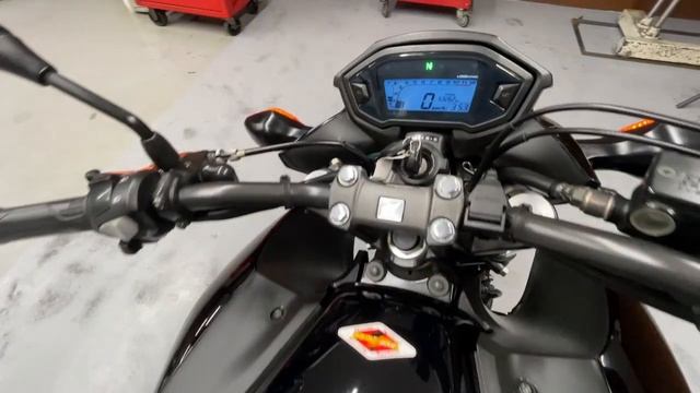 HONDA CB400F NC47 - ホンダ CB400F - エンジンスライダー、LEDライト 装備 смотреть онлайн