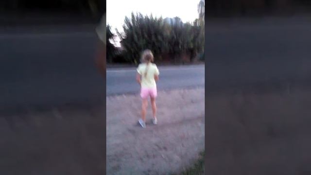 Замри, пол это лава, ты пьяная, танцуй!!! смотреть онлайн