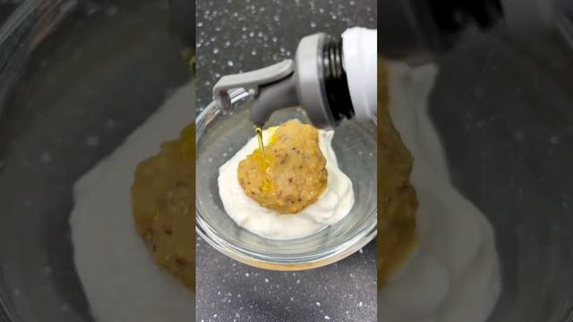 Вкусный белковый салат с кальмарами к Новому году смотреть онлайн