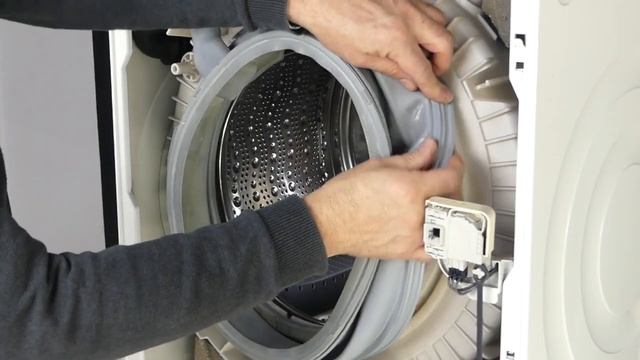 Cómo cambiar la goma escotilla en lavadora Bosch Avantixx. Replace Bosch washing machine door seal смотреть онлайн