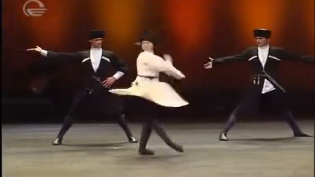 ცეკვის ხელოვნება — ნინო ანანიაშვილი და ანსამბლი ,,სუხიშვილები“ ,,ლეკური“ смотреть онлайн