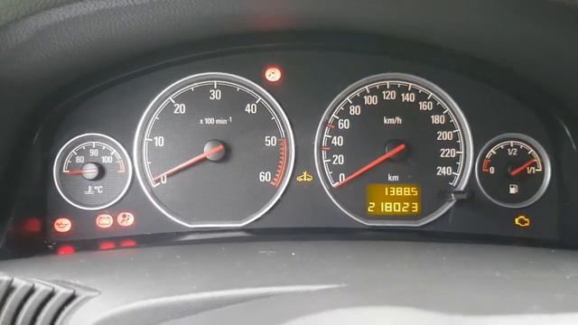 Opel Vectra 1.9cdti 110kw cold start / холодный пуск смотреть онлайн
