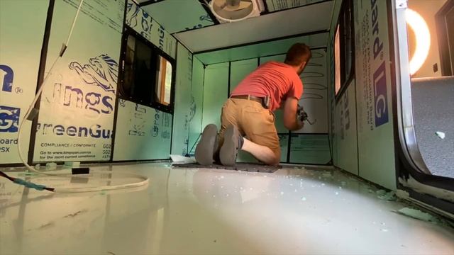 DIY micro camper | Full Build Timelapse in under 10 Minutes смотреть онлайн