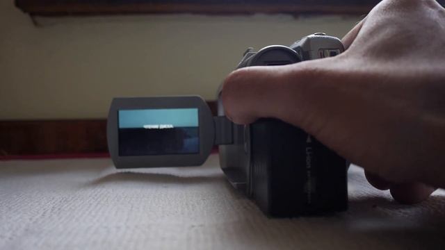 Відеокамера за 6$ не поступиться сучасній. Panasonic VDR D300 смотреть онлайн