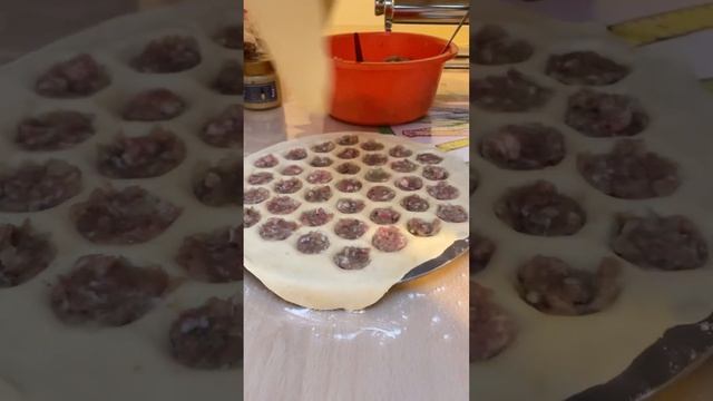 Балуем себя пельмешками смотреть онлайн