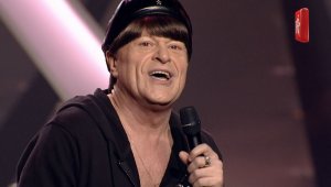 Виктор КОРОЛЕВ - НА КРЫЛЬЯХ СЧАСТЬЯ