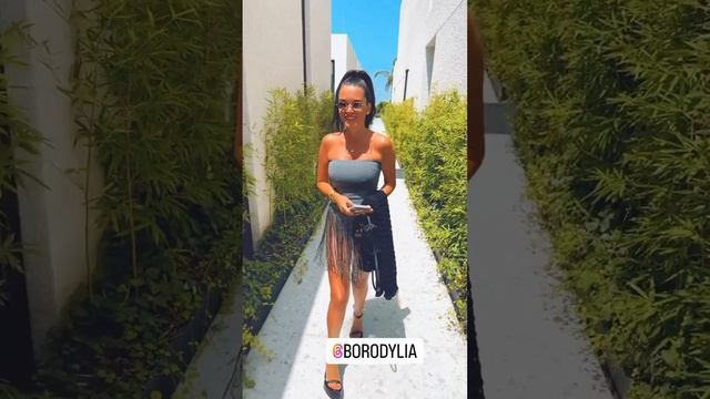 Подписчики высмеяли видео Ксении Бородиной. смотреть онлайн