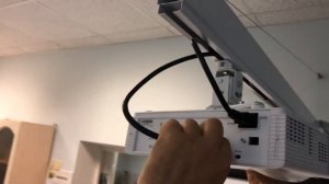 Установка интерактивной доски (интерактивная доска, короткофокусный проектор, ноутбук)