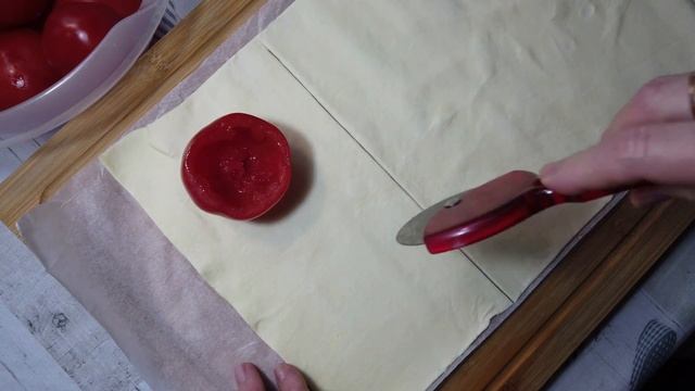 ФАРШИРОВАННЫЕ ТОМАТЫ С ГРИБАМИ И СЫРОМ В ТЕСТЕ смотреть онлайн