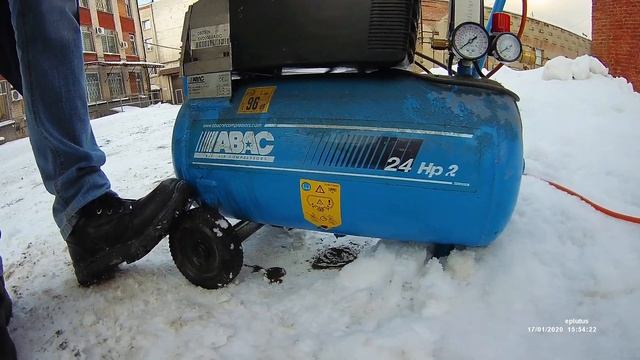 Слив конденсата из компрессора(с подливой) смотреть онлайн