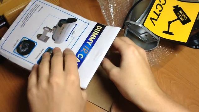 Распаковка камеры видеонаблюдения за 0.05$ с JD.COM смотреть онлайн