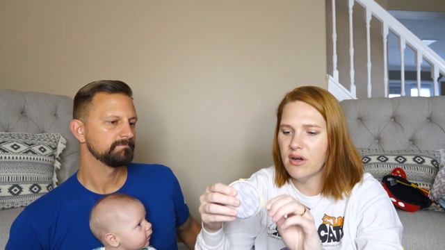 What's In Our Diaper Bag & Stroller Bag! | Things We Use When We Go Out, At The Parks, Etc! смотреть онлайн