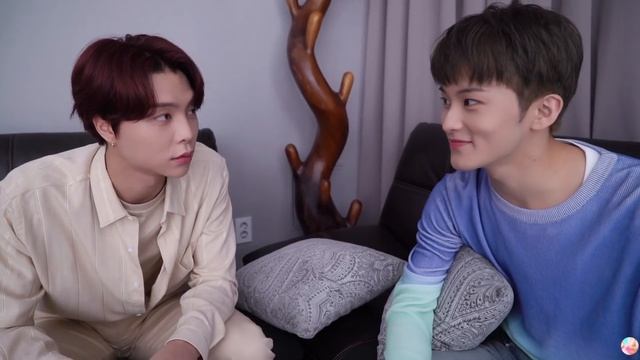 NCT 127 | FC Ver. Jacket Shoot (LOVEHOLIC Blu-ray) смотреть онлайн