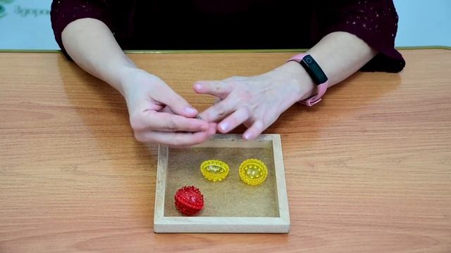 Видеозанятие «Игры и упражнения для развития мелкой моторики рук для детей раннего возраста». смотреть онлайн