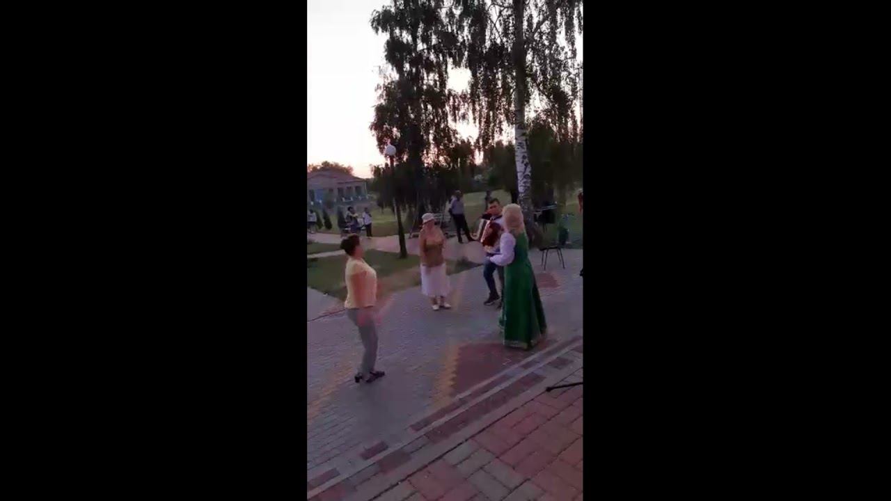 Огонь-гармонь! Зажигают Николай Хромых и Вадим Жиляков, а ещё частушки после концерта - II Тербуны смотреть онлайн