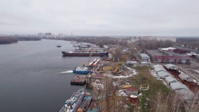В Самаре пополнился парк скоростных судов на подводных крыльях «Валдай 45Р» смотреть онлайн