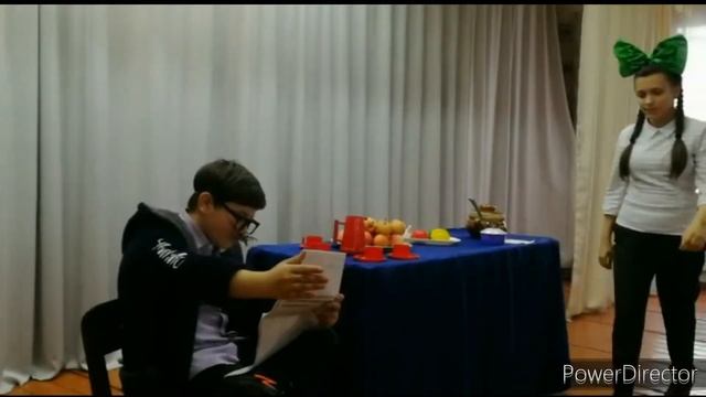 "Один день из жизни мамы" -сценка ко дню матери смотреть онлайн