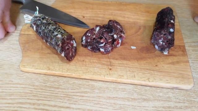 Московская колбаса в оболочке НАЛОФЕРМ. 1 месяц и 11 дней сушки. Брак... смотреть онлайн