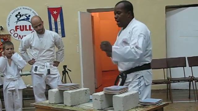 AARZOLA - KARATE 19.10.2011 День Рождения Сэнсэя Андрес Арзола смотреть онлайн