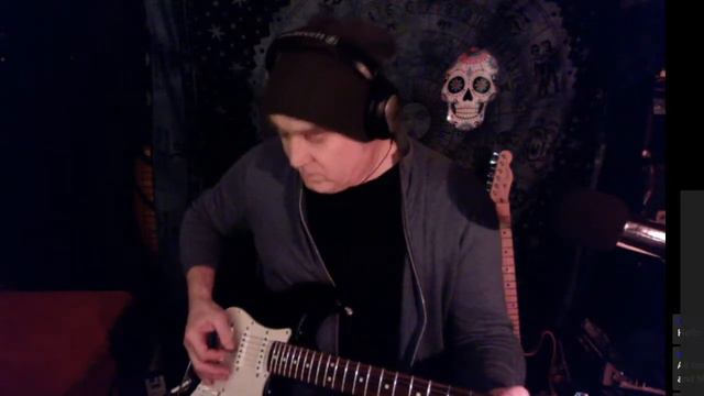Epiphone Dove & Strat from the London cave! смотреть онлайн