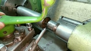 Токарка.Резец из метчика. Втулю вал.Токарный станок 1к62.Заточка резца.Держатели расточных оправок.