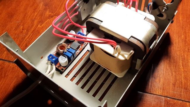 Как сделать простое зарядное устройство для автомобильного аккумулятора своими руками! смотреть онлайн