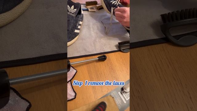 full clean of #adidas #samba #blue part 1 #howto #trainers #sneakers getting them back to their bes смотреть онлайн
