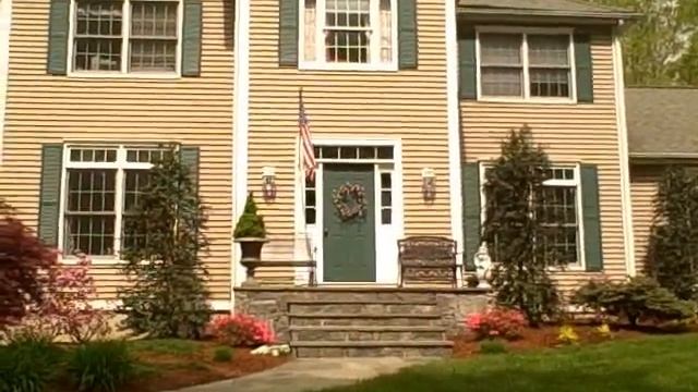 Landscape Designer Monroe CT | Front Yard Landscape Design Ideas | Colonial Landscaping Ideas смотреть онлайн