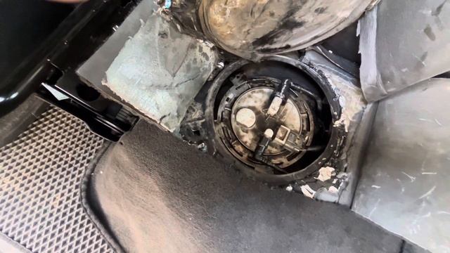 Infiniti QX56 do-it-yourself fuel pump replacement смотреть онлайн