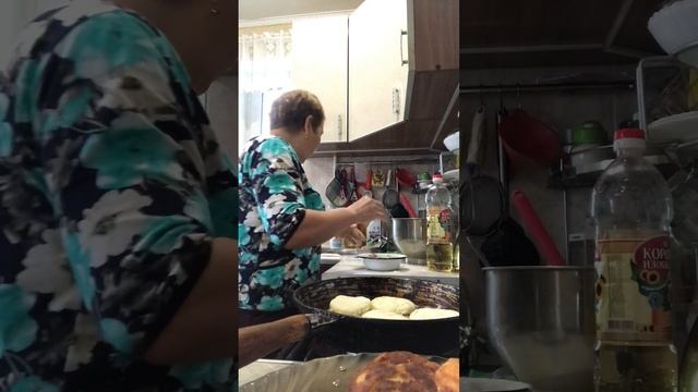 Нажарила творожных лепёшек,ух,вкуснятина. смотреть онлайн